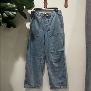 Gap Mid Rise SuperSoft Pull-On Barrel Jeans - light wash